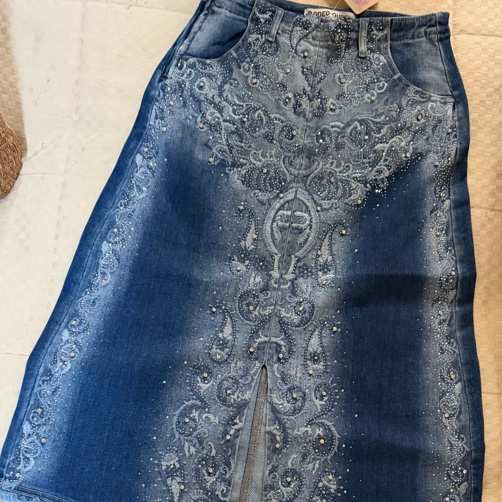 Skirt